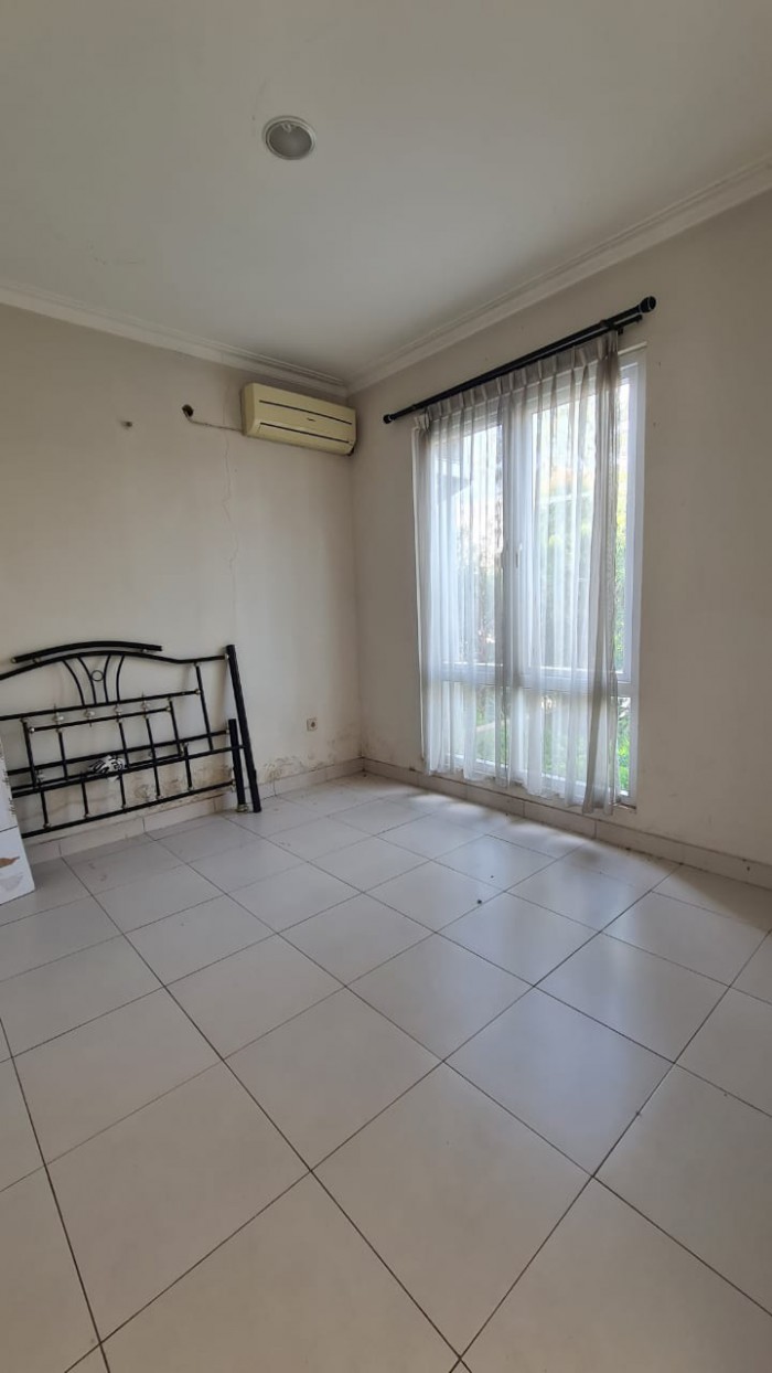 Rumah dijual si Coastaville Kota Wisata Bogor
